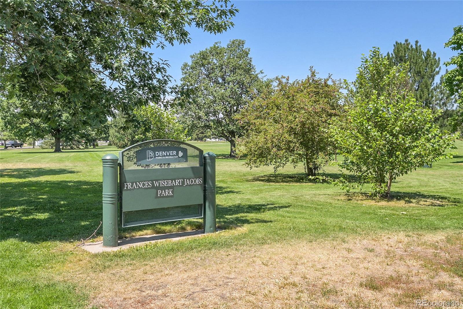 MLS Image #41 for 1600 s quebec way,denver, Colorado