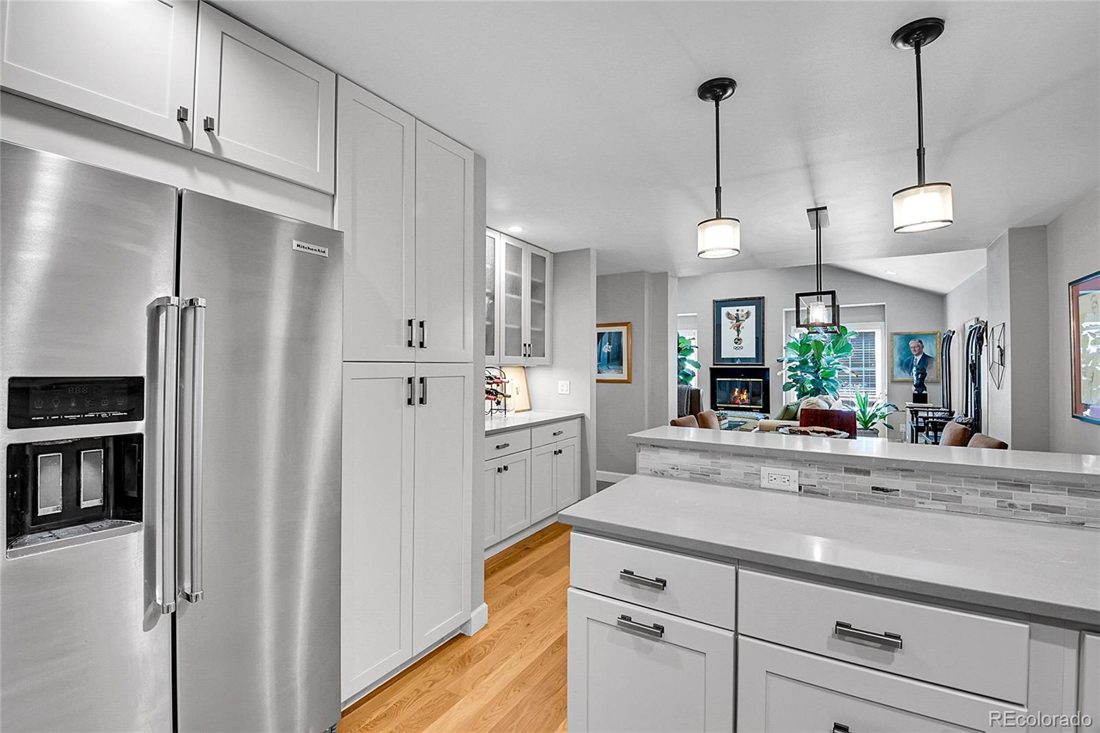 MLS Image #7 for 1600 s quebec way,denver, Colorado