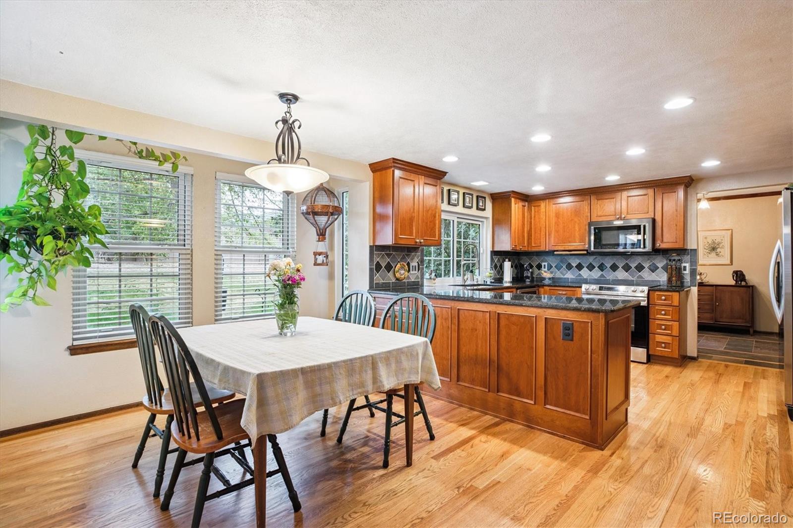 MLS Image #11 for 3756 e phillips circle,centennial, Colorado