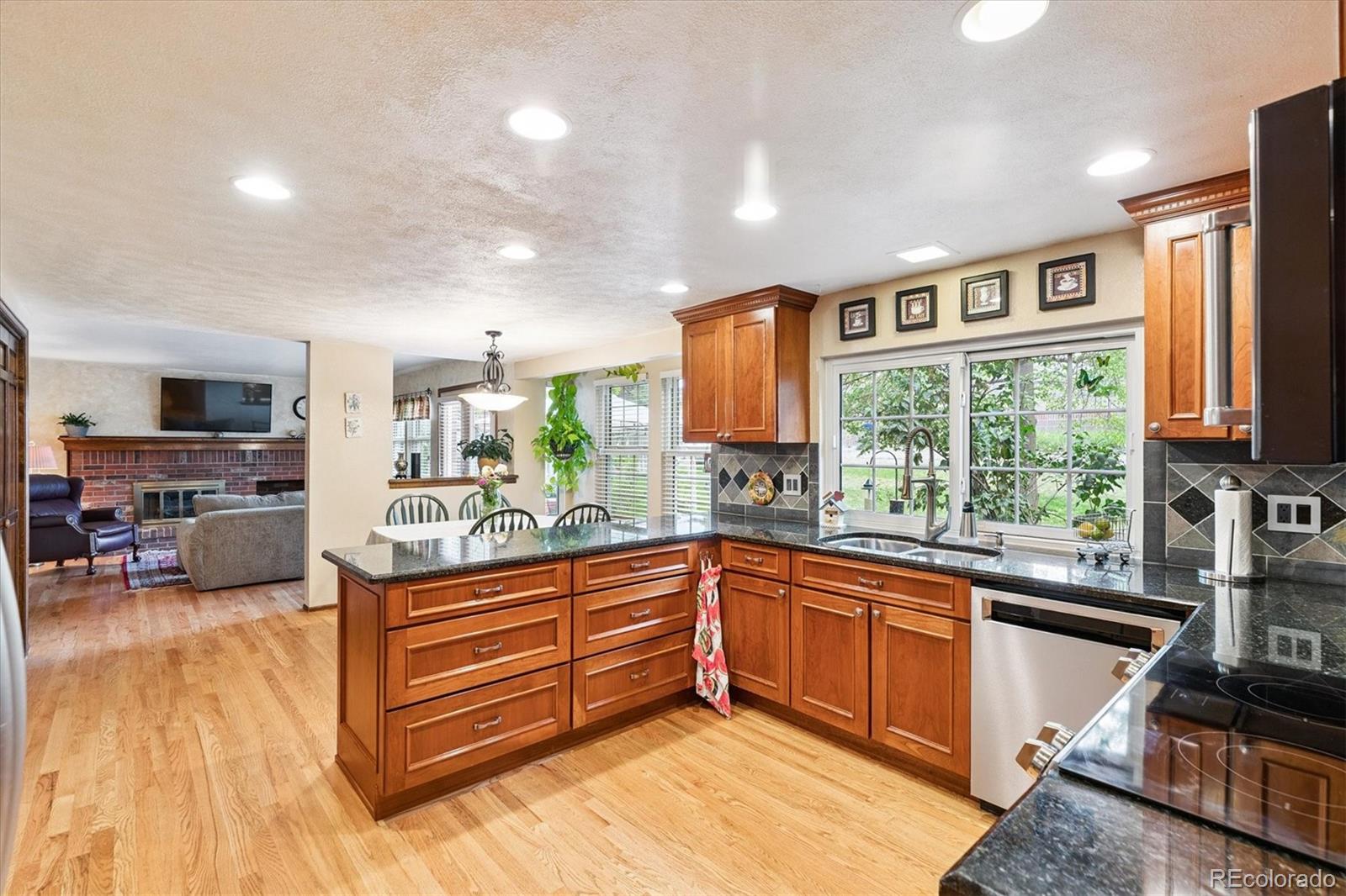 MLS Image #9 for 3756 e phillips circle,centennial, Colorado