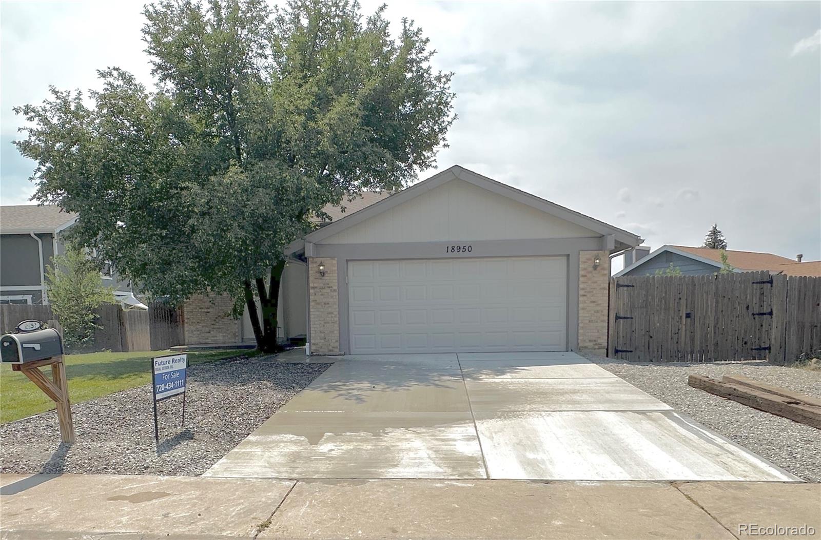 MLS Image #1 for 18950 e kent circle,aurora, Colorado