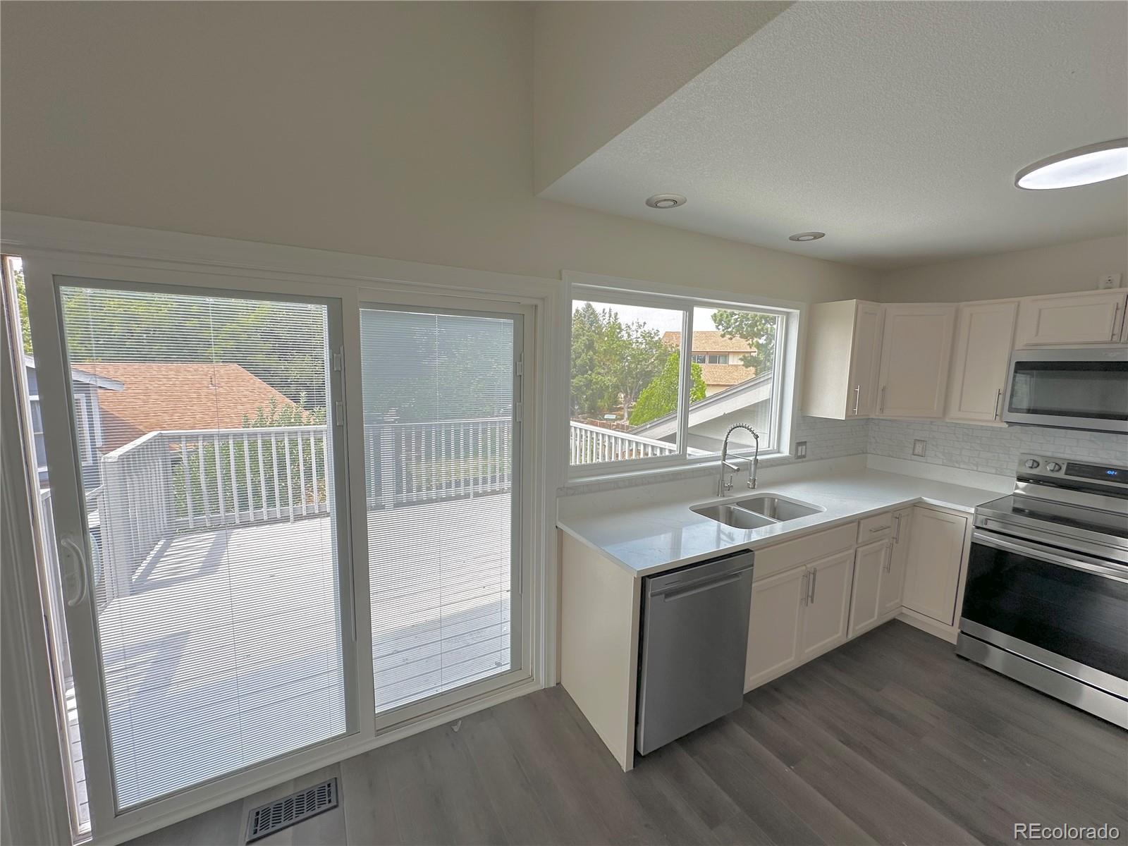 MLS Image #12 for 18950 e kent circle,aurora, Colorado