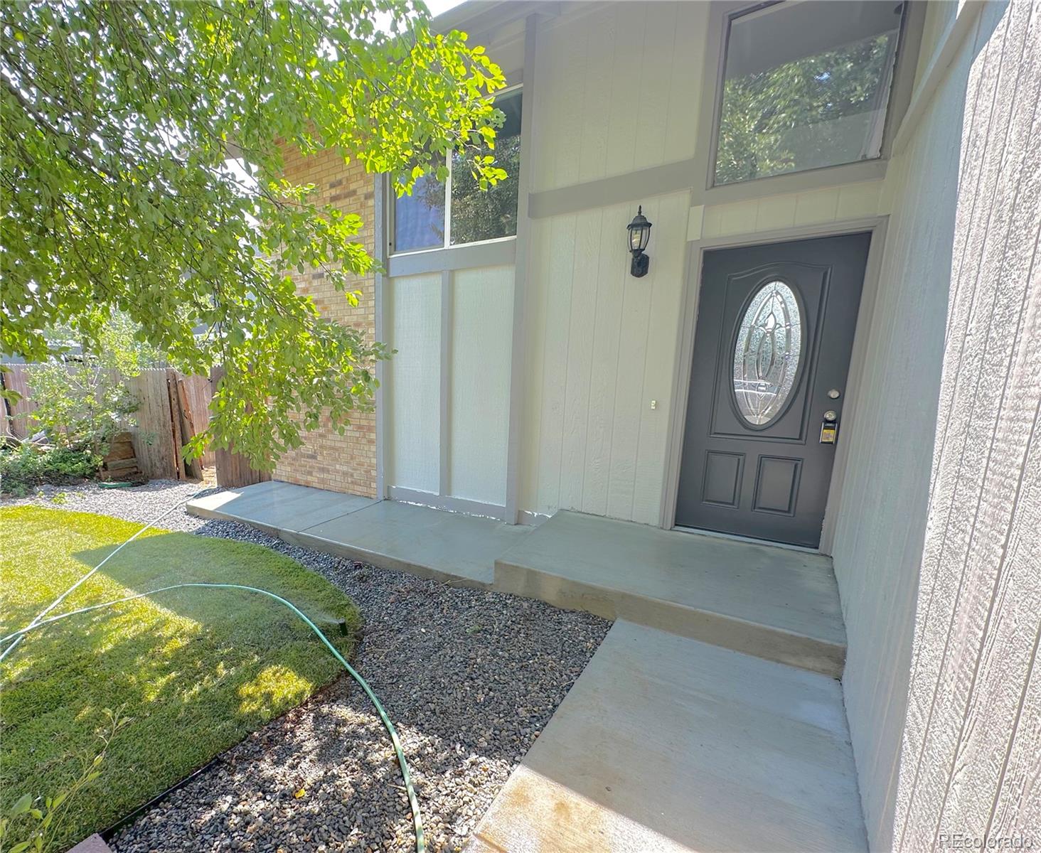 MLS Image #2 for 18950 e kent circle,aurora, Colorado