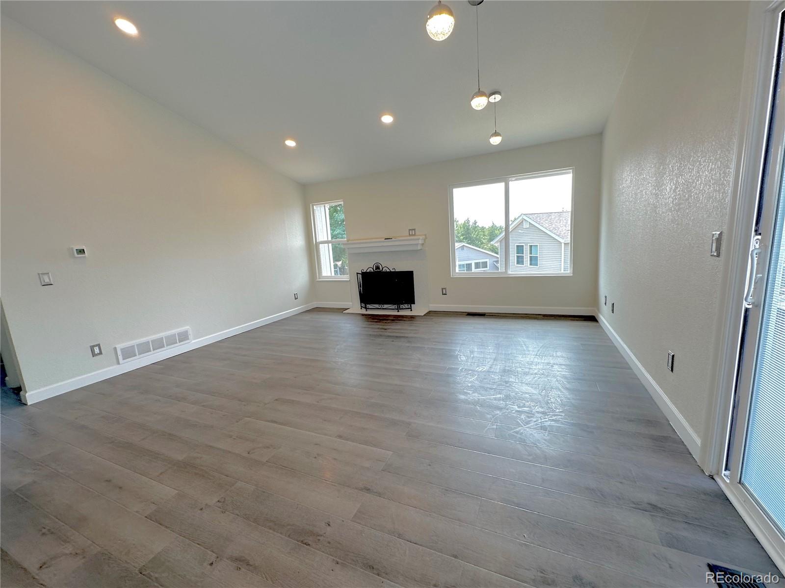 MLS Image #6 for 18950 e kent circle,aurora, Colorado