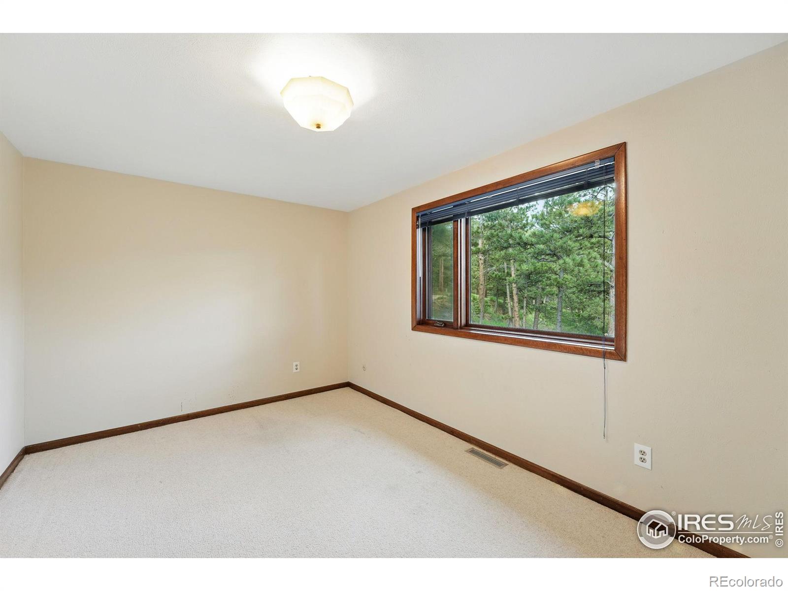 MLS Image #25 for 1101  peakview circle,boulder, Colorado