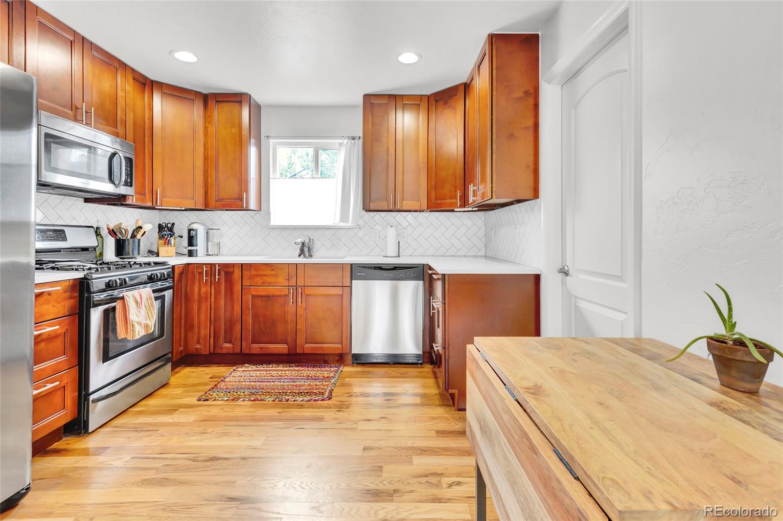 MLS Image #5 for 3746  yates street,denver, Colorado