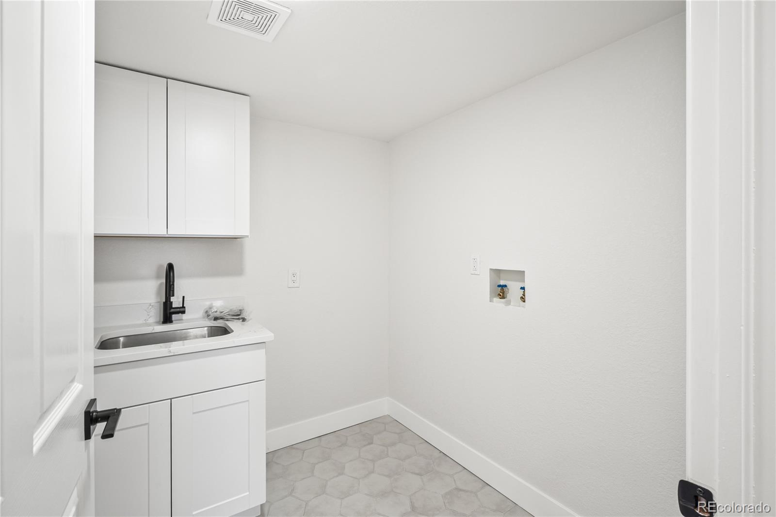 MLS Image #14 for 5569  willow springs drive,morrison, Colorado