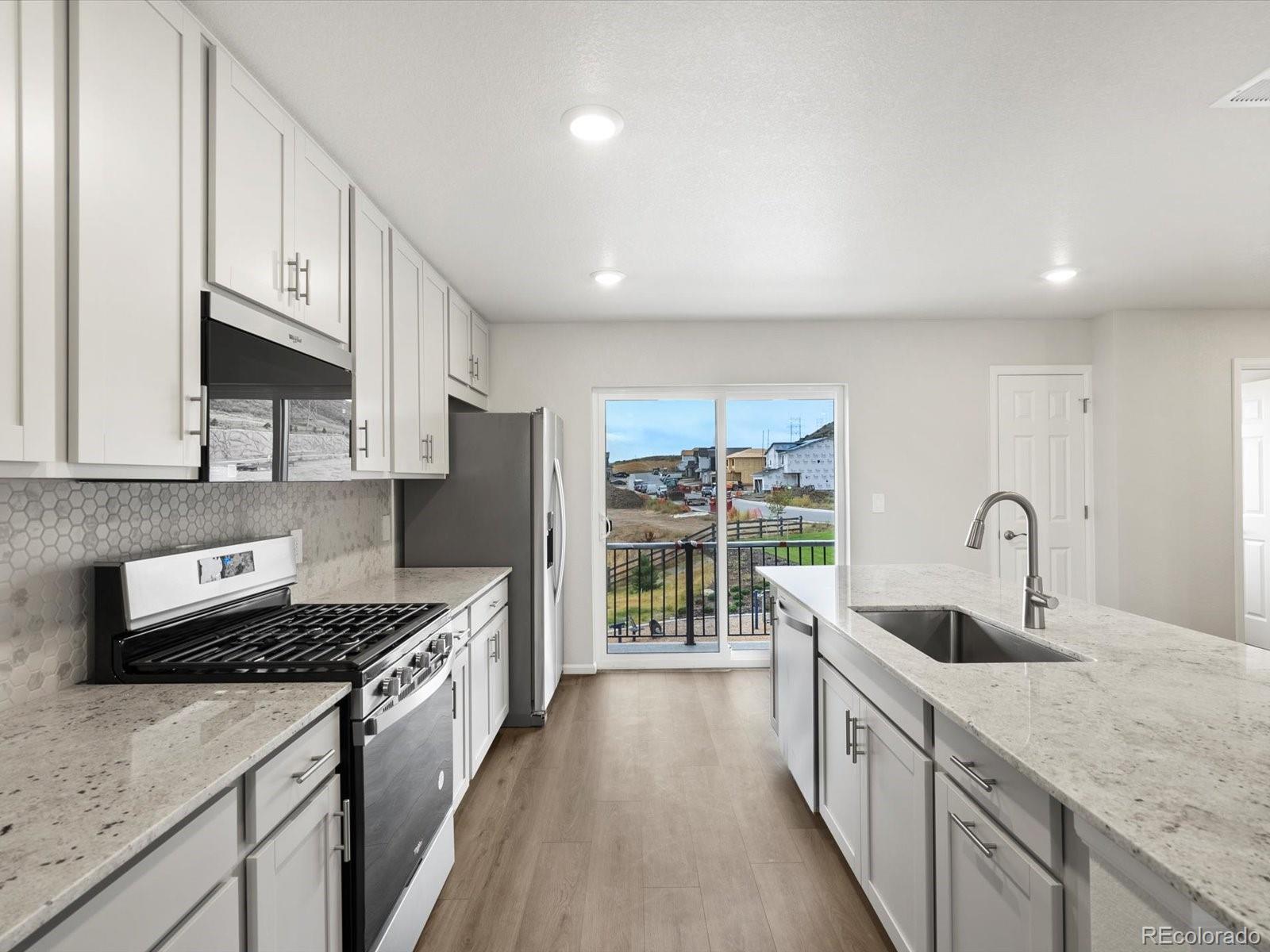 MLS Image #3 for 14586  mellow court,morrison, Colorado
