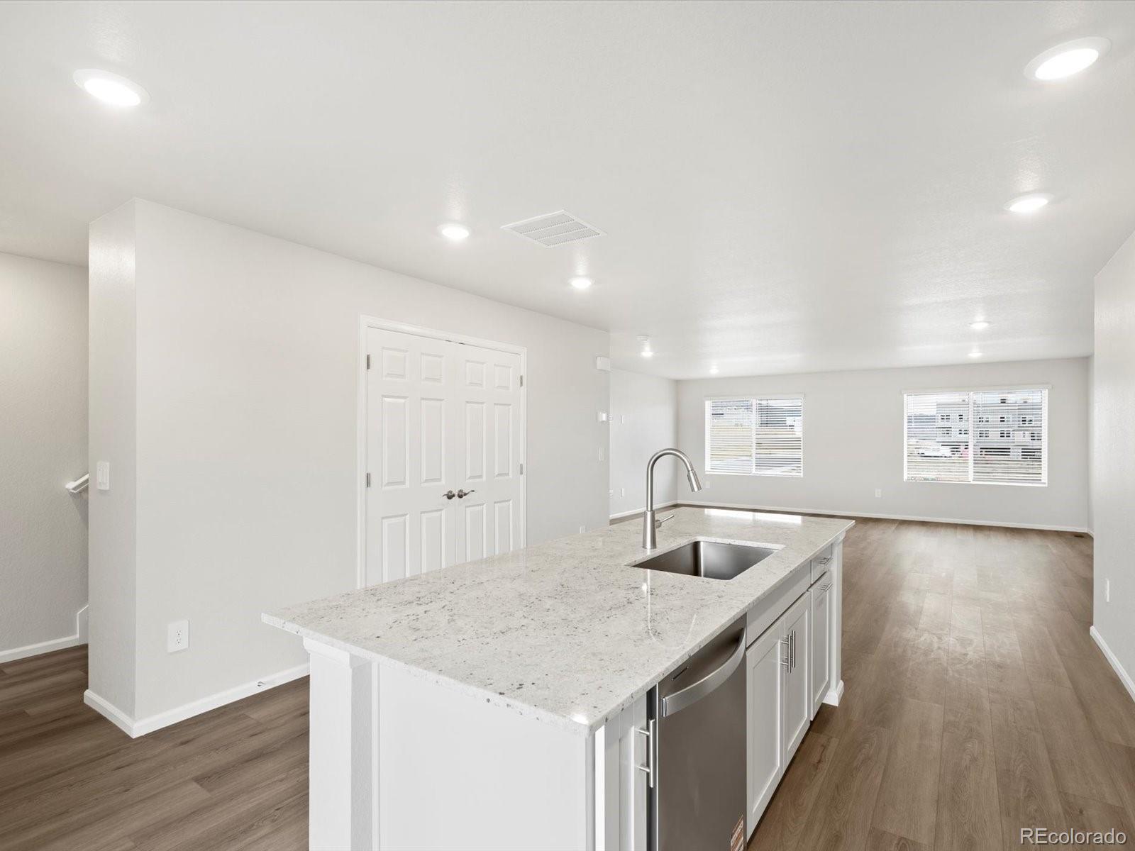 MLS Image #5 for 14586  mellow court,morrison, Colorado