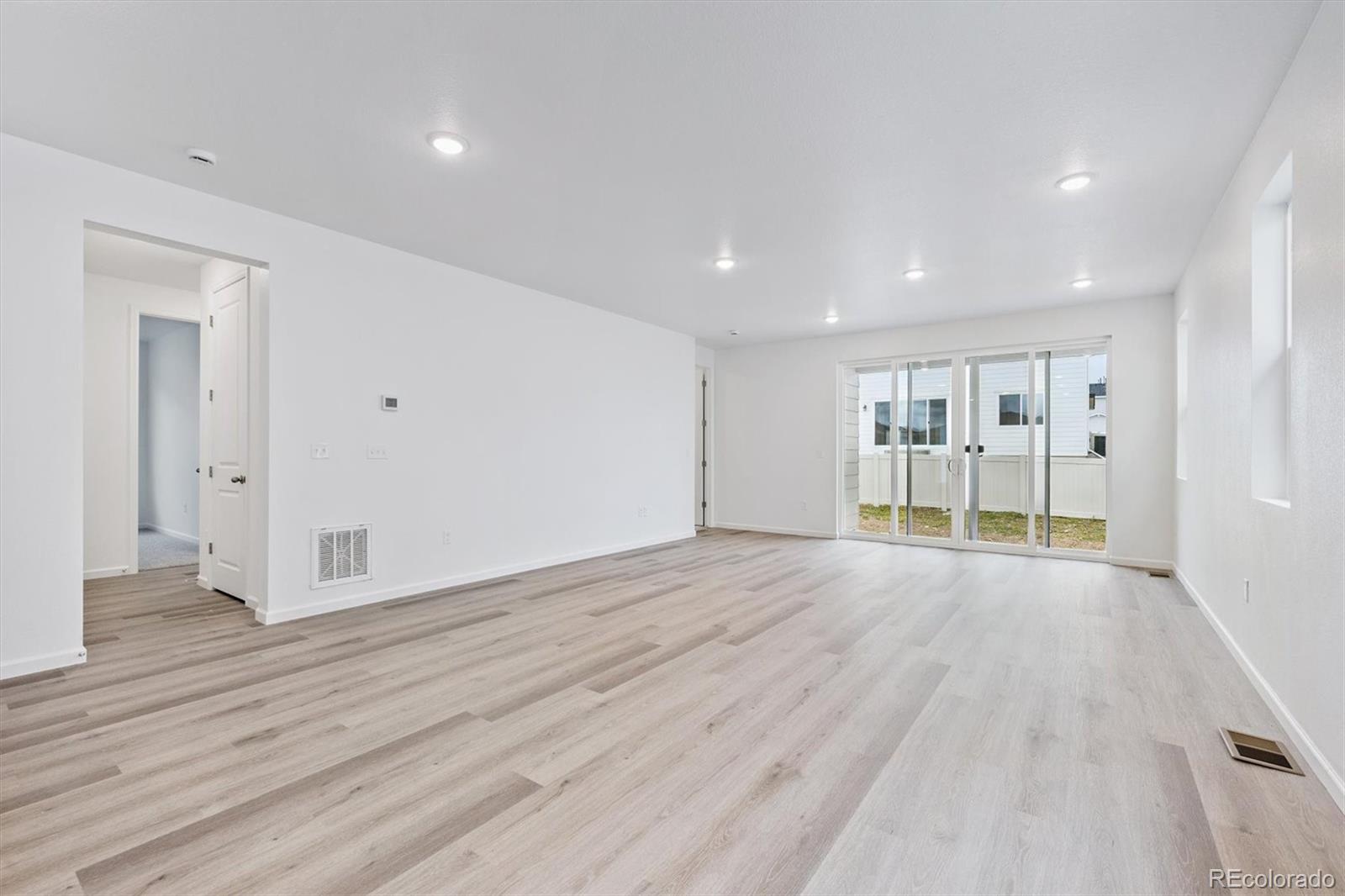 MLS Image #9 for 309  spruce street,keenesburg, Colorado