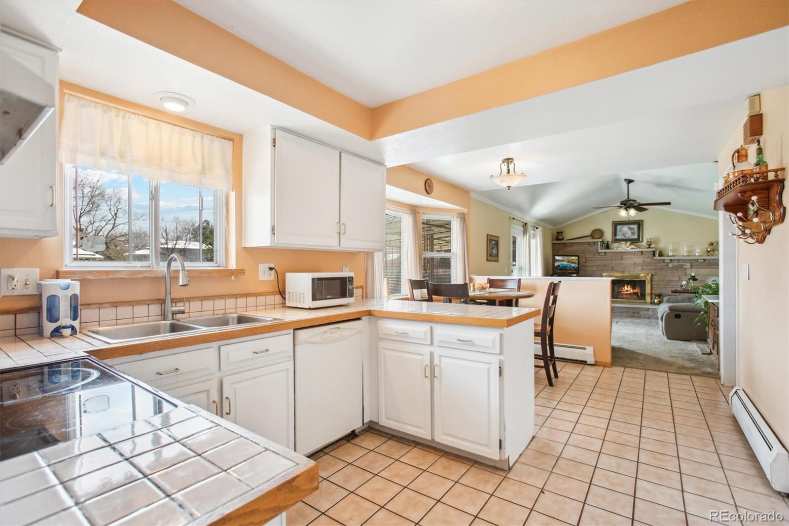 MLS Image #6 for 3158 s dayton court,denver, Colorado