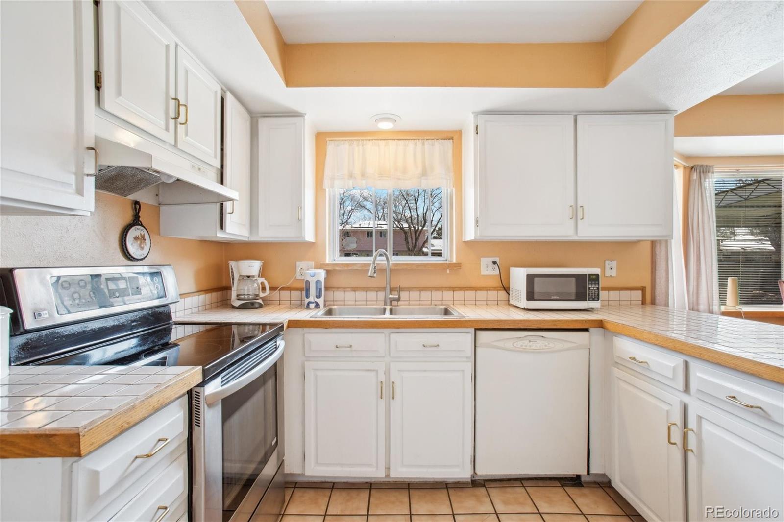 MLS Image #7 for 3158 s dayton court,denver, Colorado
