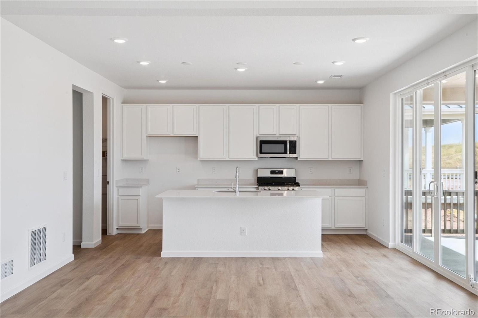 MLS Image #4 for 8063  butte creek street,littleton, Colorado