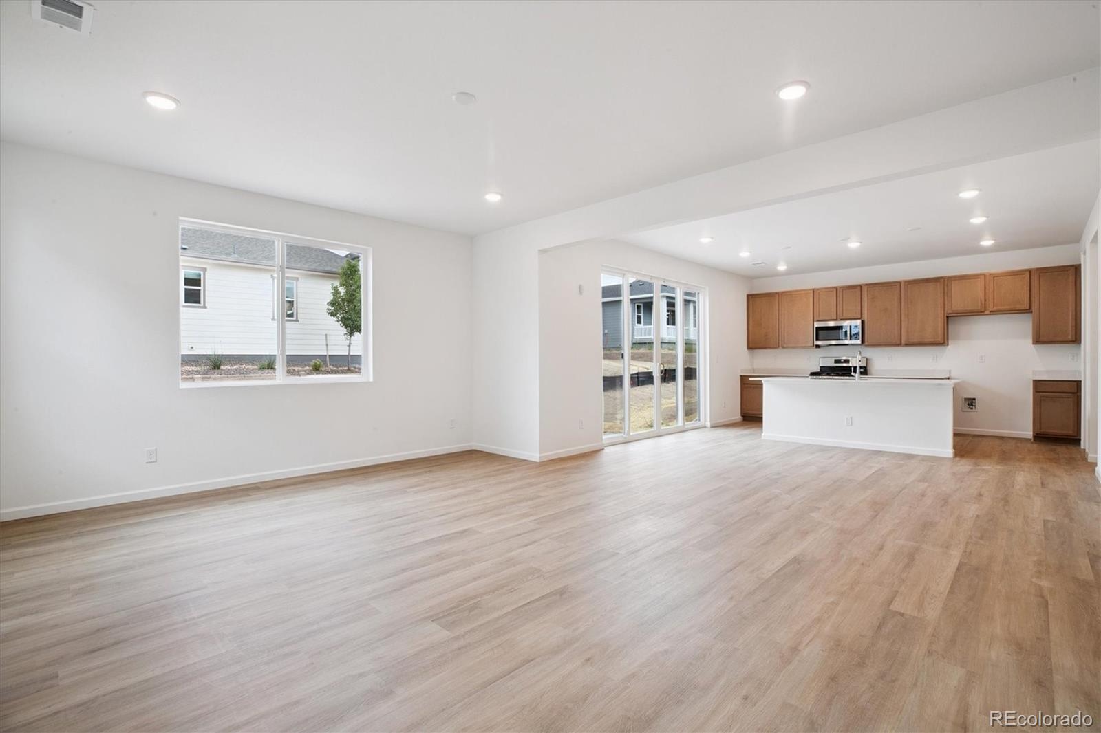 MLS Image #3 for 8458  vona lane,littleton, Colorado