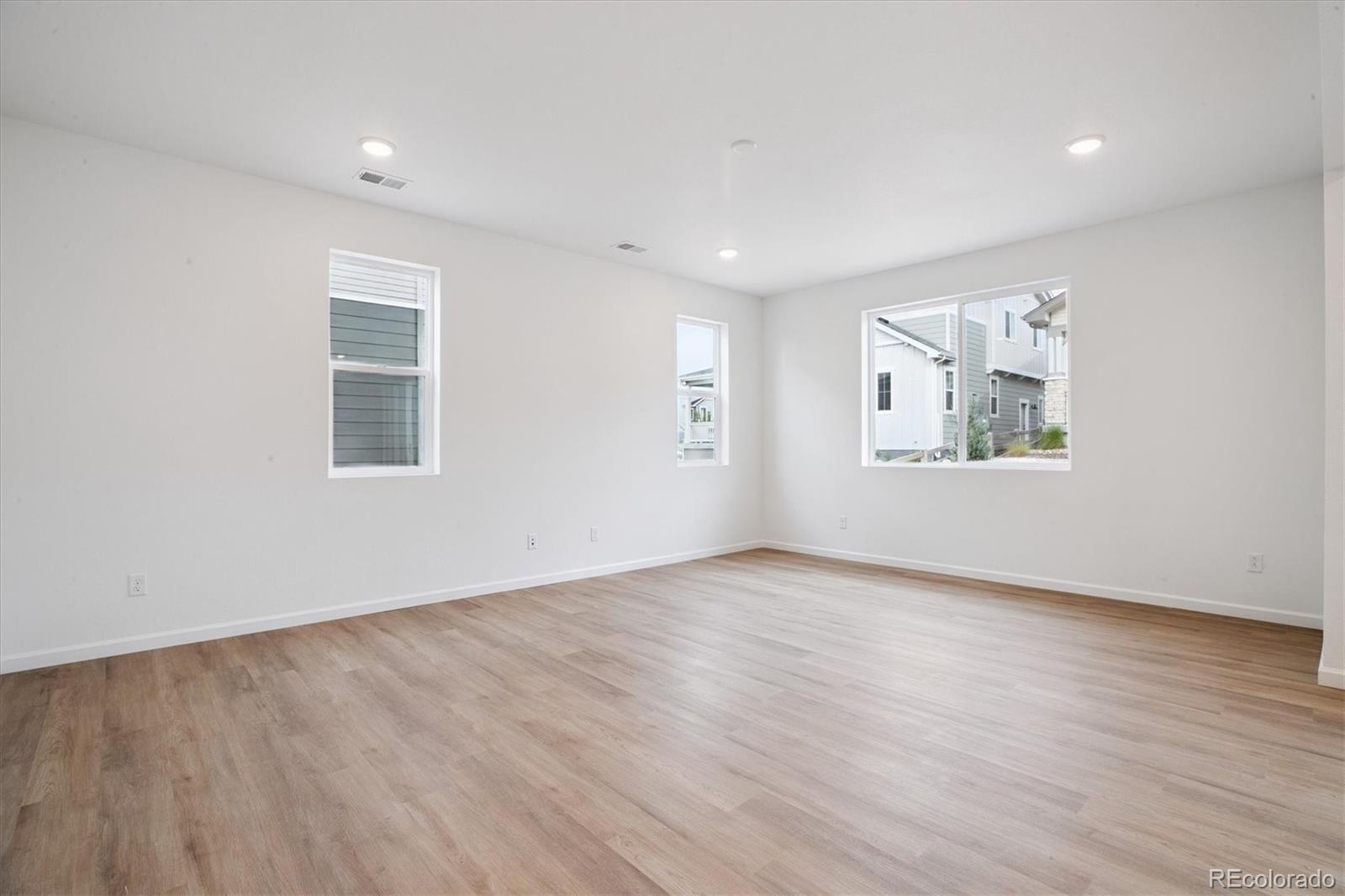 MLS Image #8 for 8458  vona lane,littleton, Colorado