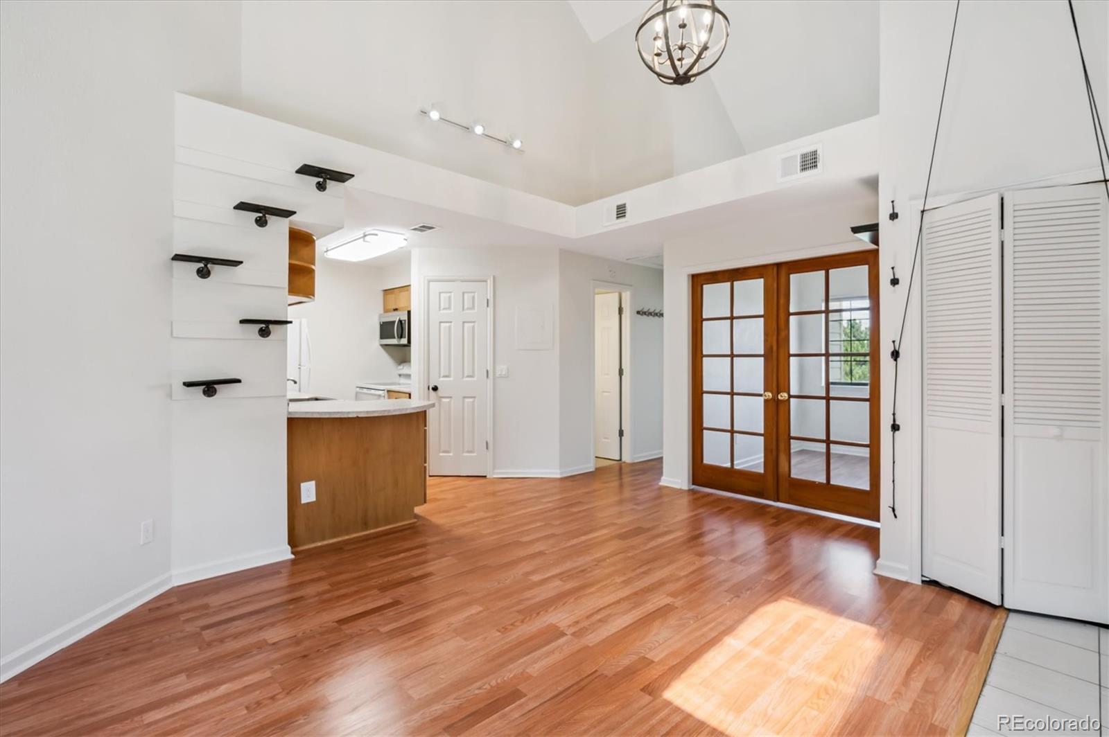 MLS Image #3 for 4858 e kentucky avenue c,denver, Colorado