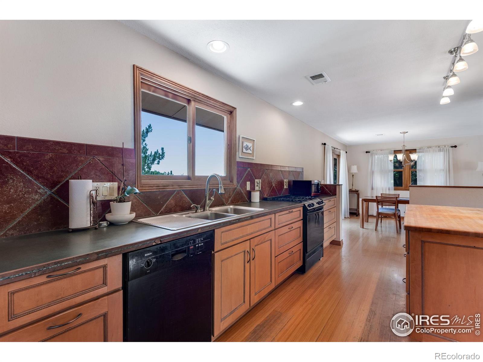 MLS Image #18 for 819  5th avenue,lyons, Colorado