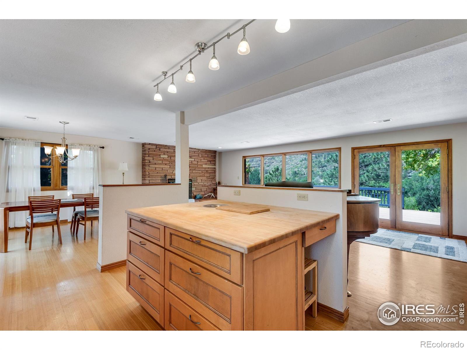MLS Image #19 for 819  5th avenue,lyons, Colorado