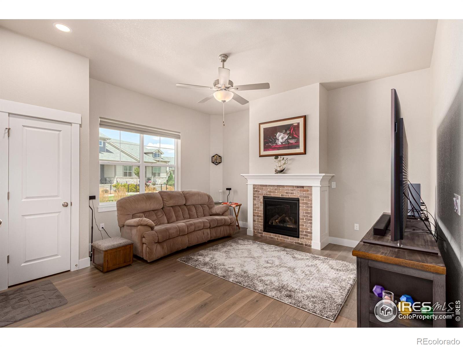 MLS Image #3 for 4123  trapper lake drive,loveland, Colorado