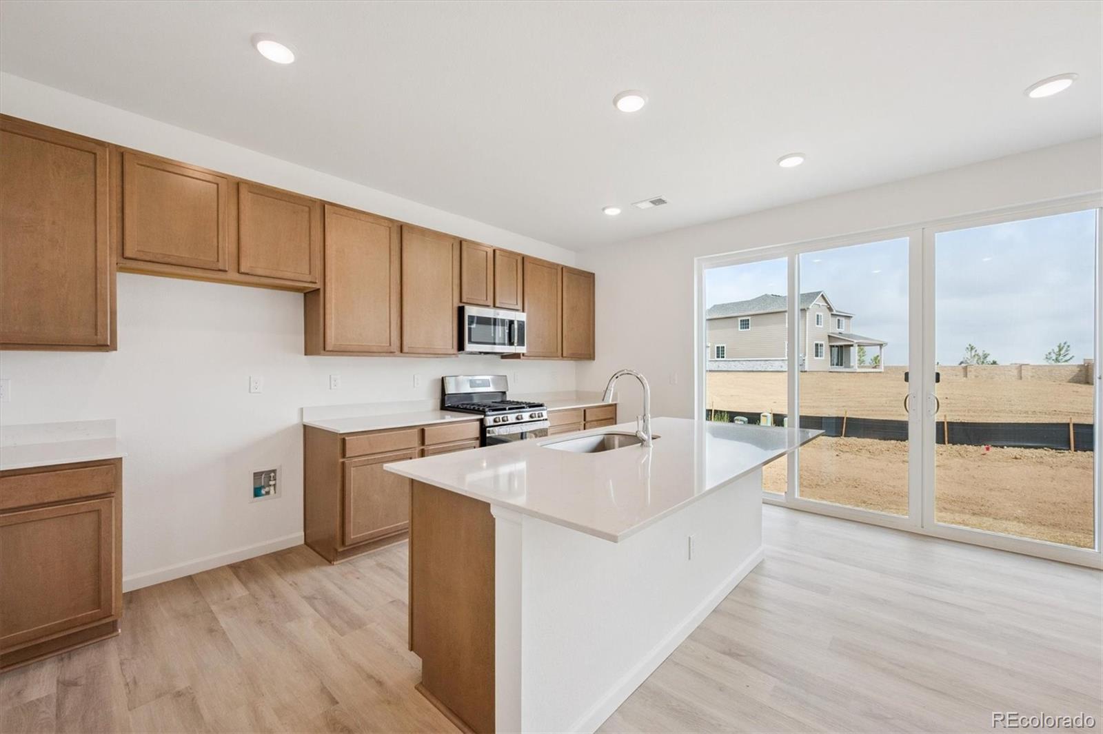 MLS Image #5 for 24785 e 41st avenue,aurora, Colorado