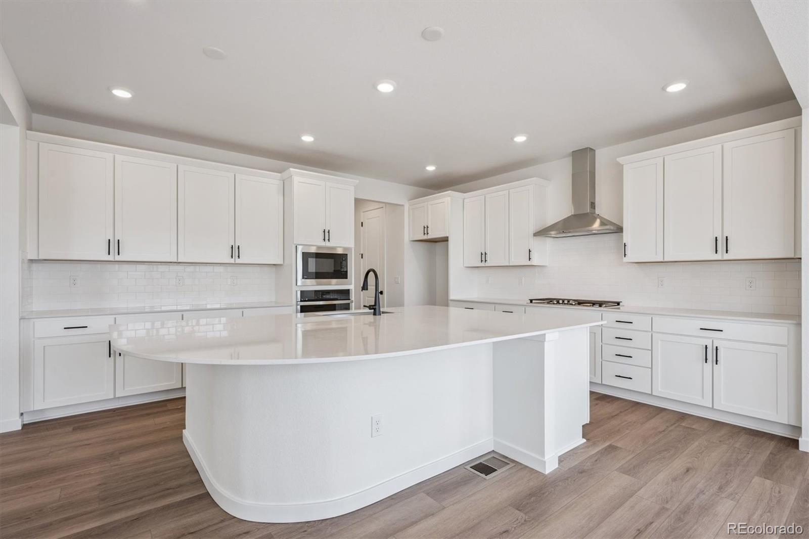 MLS Image #6 for 25020 e 42nd avenue,aurora, Colorado