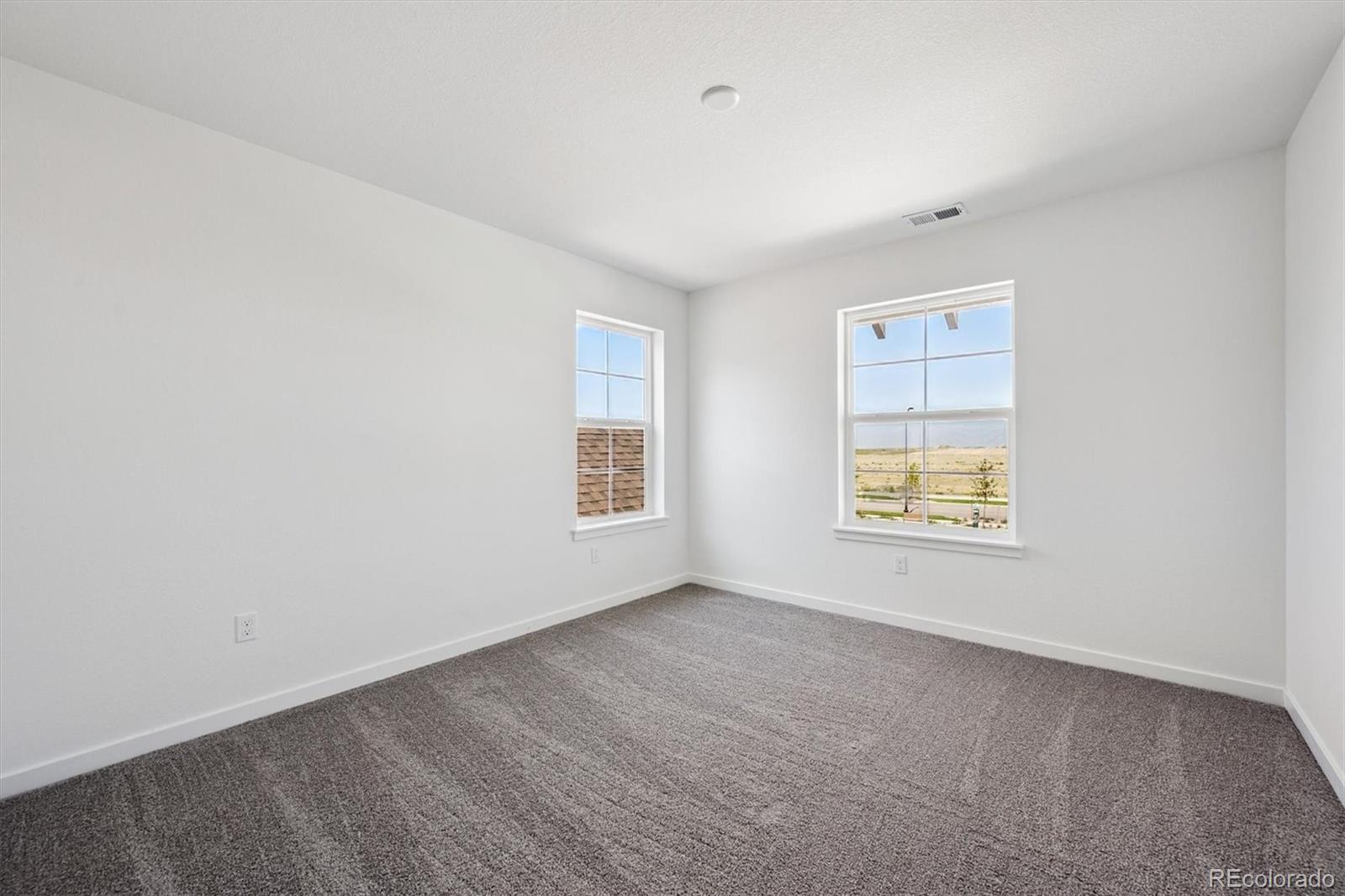 MLS Image #13 for 25040 e 42nd avenue,aurora, Colorado