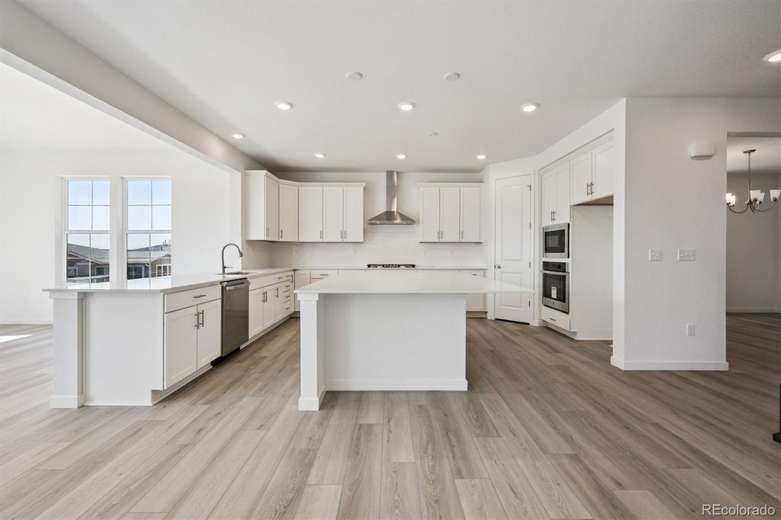 MLS Image #2 for 25040 e 42nd avenue,aurora, Colorado