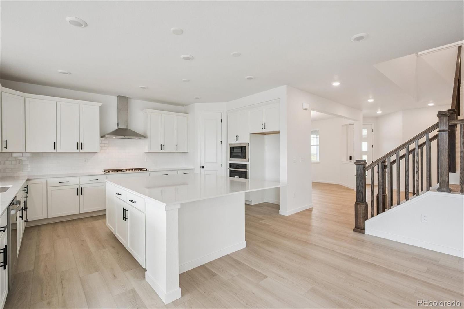MLS Image #11 for 25070 e 42nd avenue,aurora, Colorado