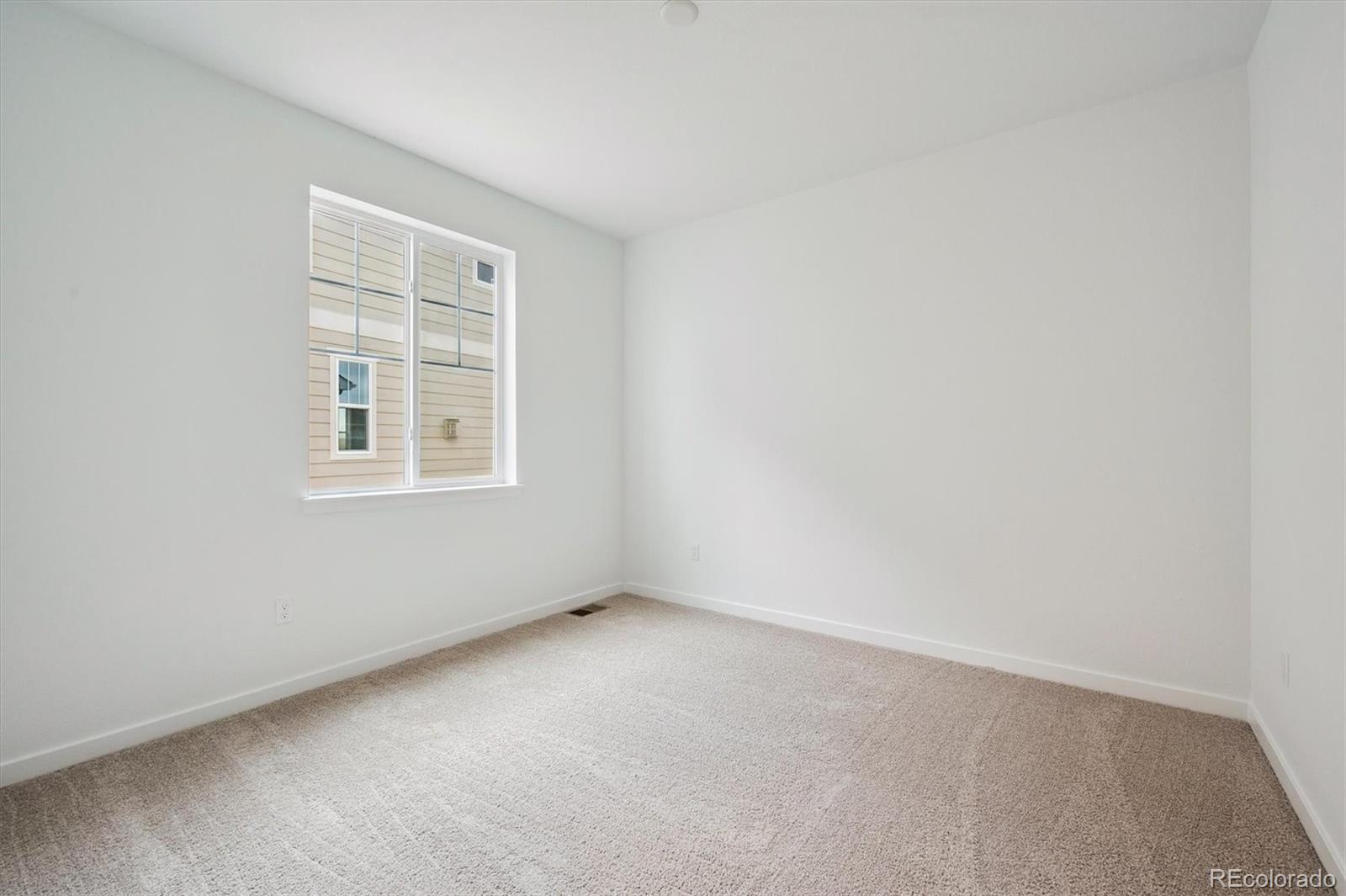 MLS Image #12 for 25070 e 42nd avenue,aurora, Colorado