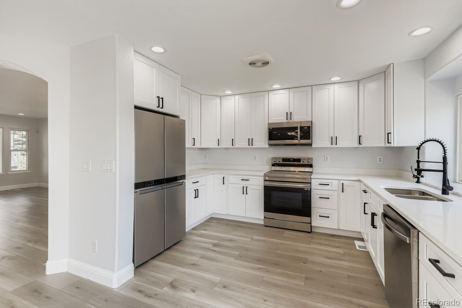 MLS Image #6 for 3362 s kirk court,aurora, Colorado