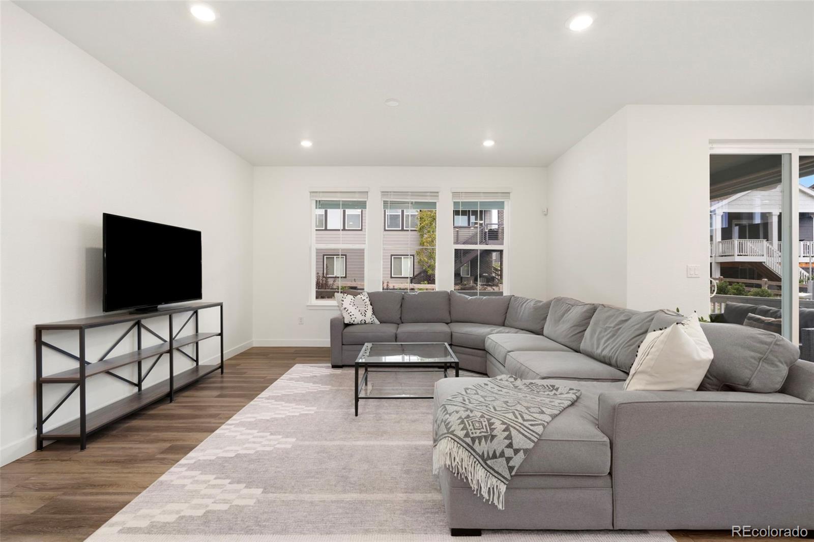 MLS Image #5 for 8187  mount kataka street,littleton, Colorado