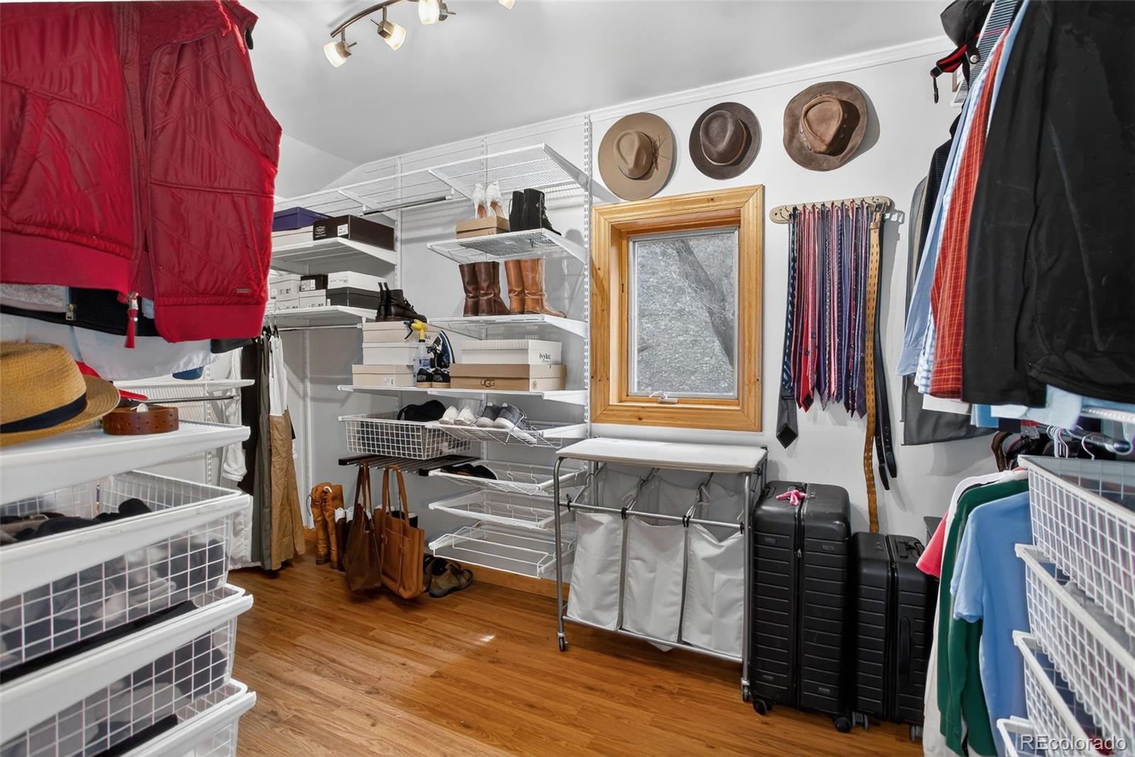 MLS Image #16 for 31911  warrens road,golden, Colorado