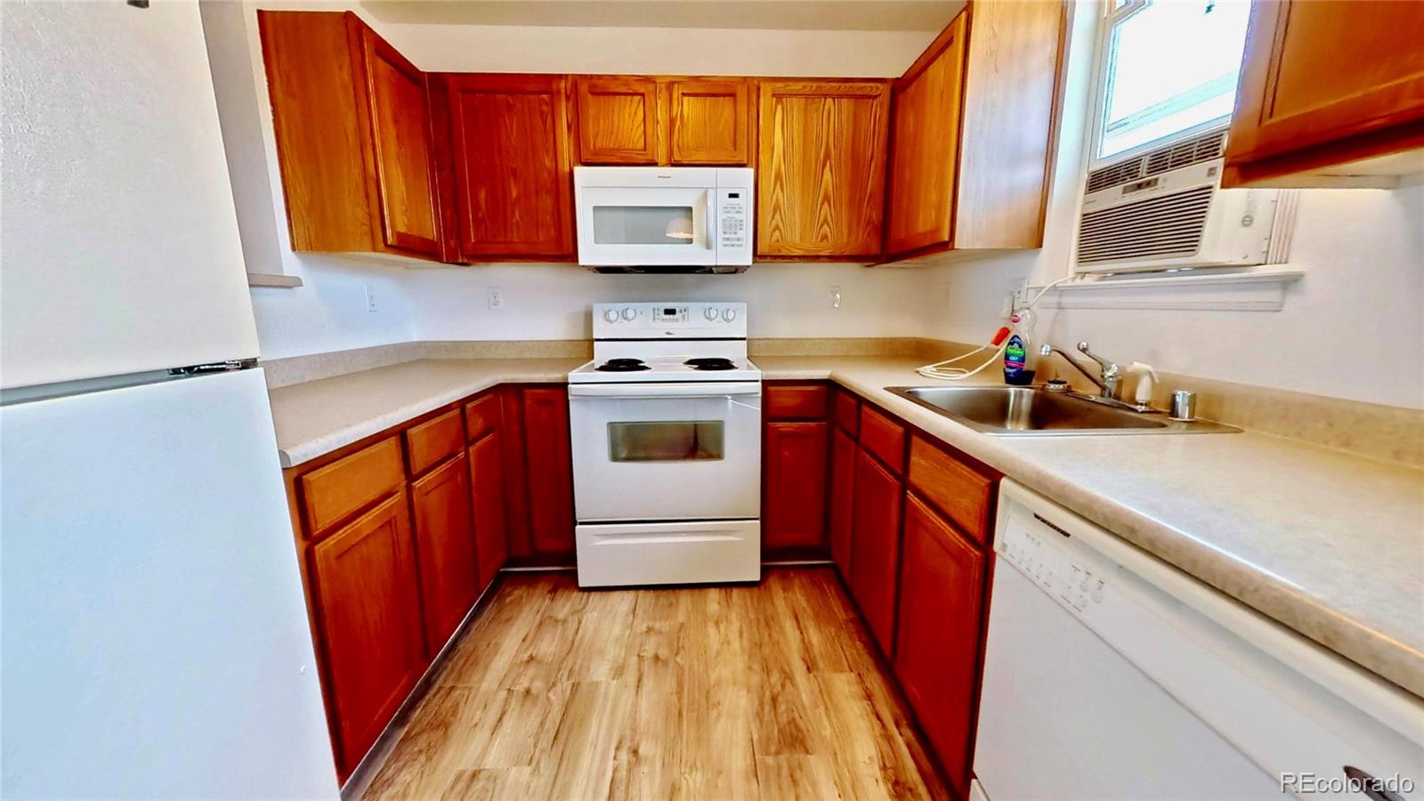 MLS Image #7 for 3003  rose hill street,strasburg, Colorado