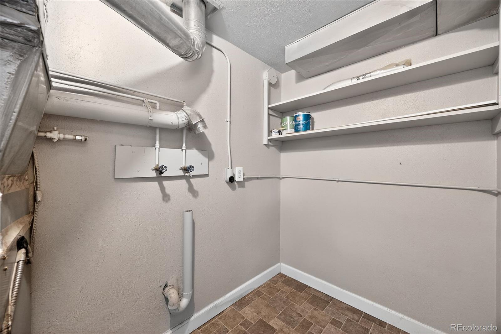 MLS Image #11 for 2423  paseo road ,colorado springs, Colorado