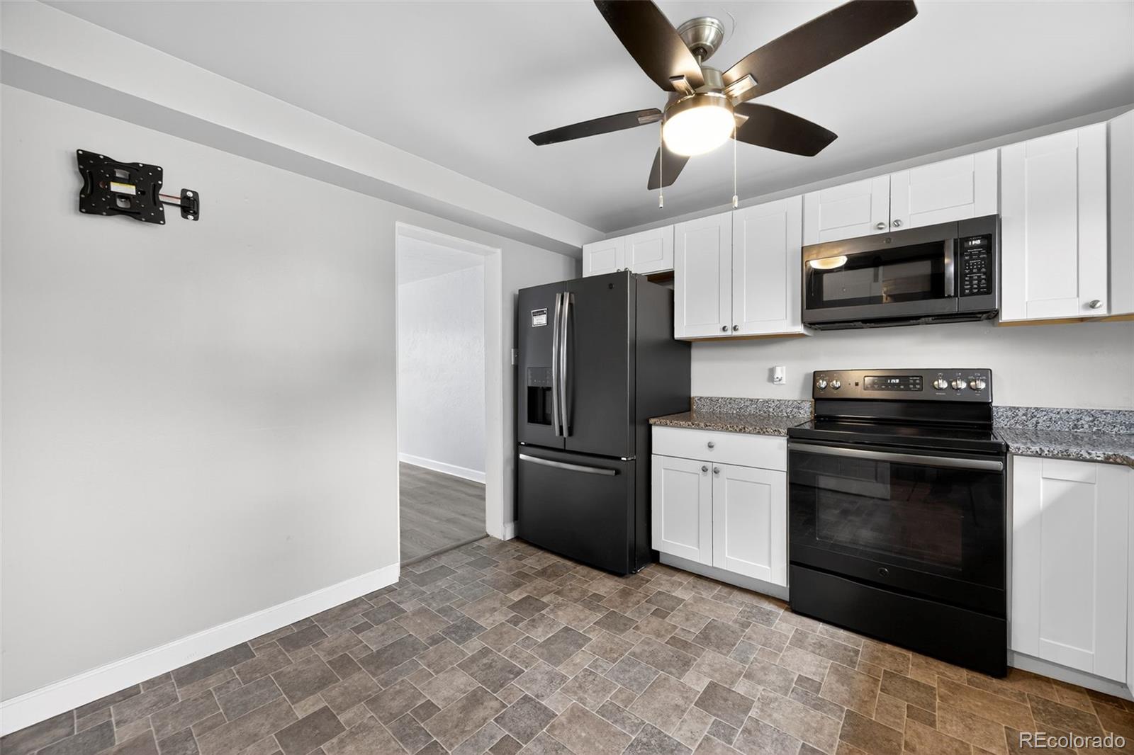 MLS Image #6 for 2423  paseo road ,colorado springs, Colorado