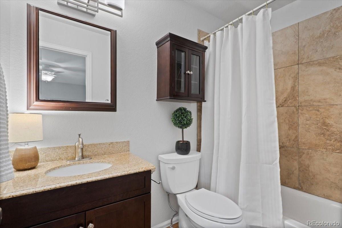 MLS Image #14 for 19871 e lasalle drive,aurora, Colorado