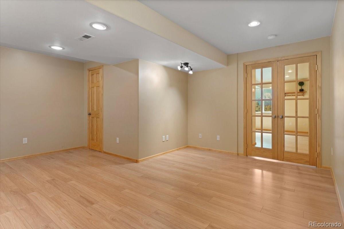MLS Image #21 for 19871 e lasalle drive,aurora, Colorado