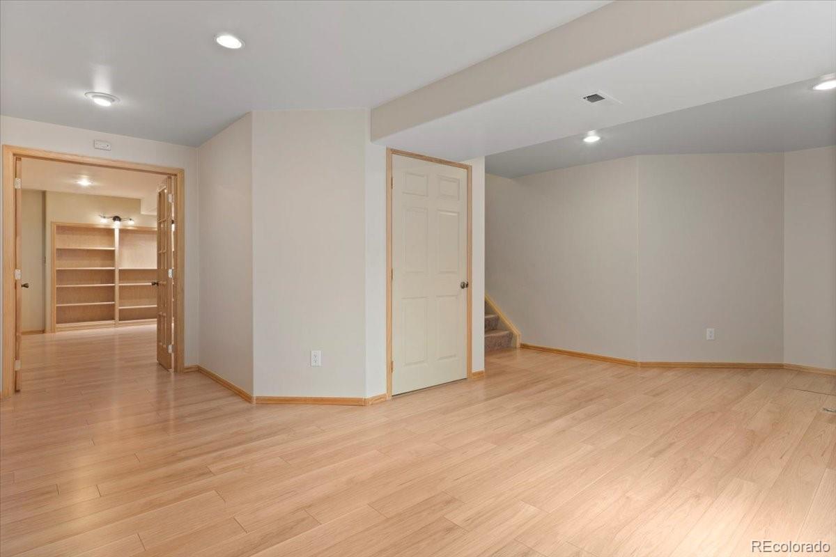 MLS Image #22 for 19871 e lasalle drive,aurora, Colorado