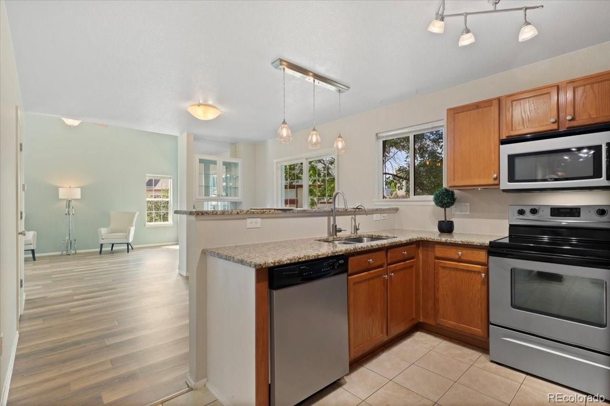 MLS Image #5 for 19871 e lasalle drive,aurora, Colorado