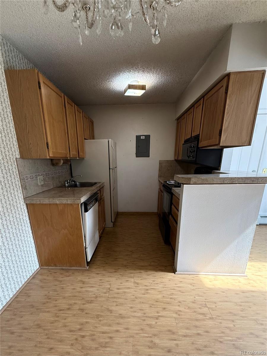 MLS Image #4 for 10150 e virginia avenue 4-307,denver, Colorado