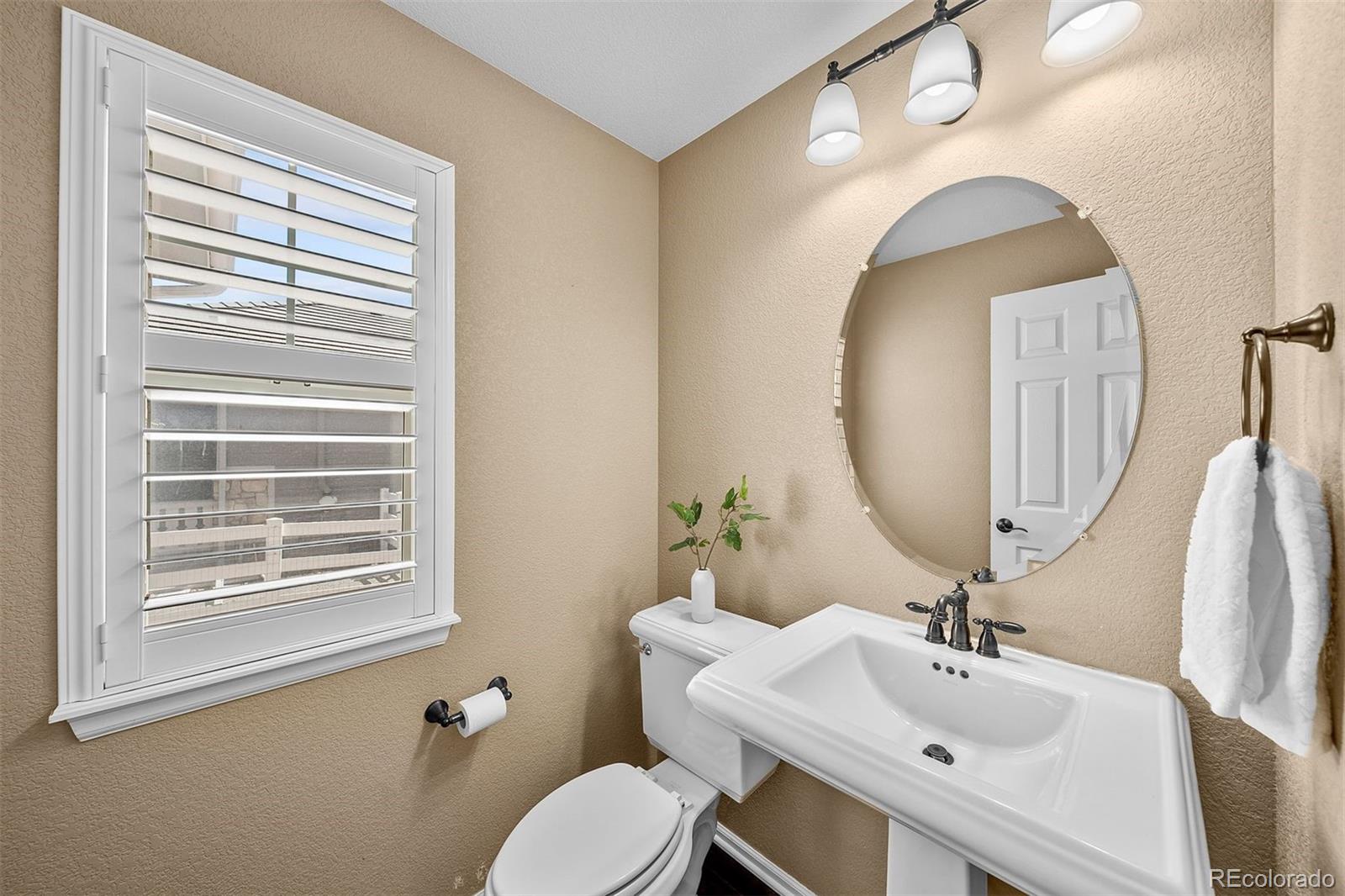 MLS Image #20 for 24031 e hawaii place,aurora, Colorado
