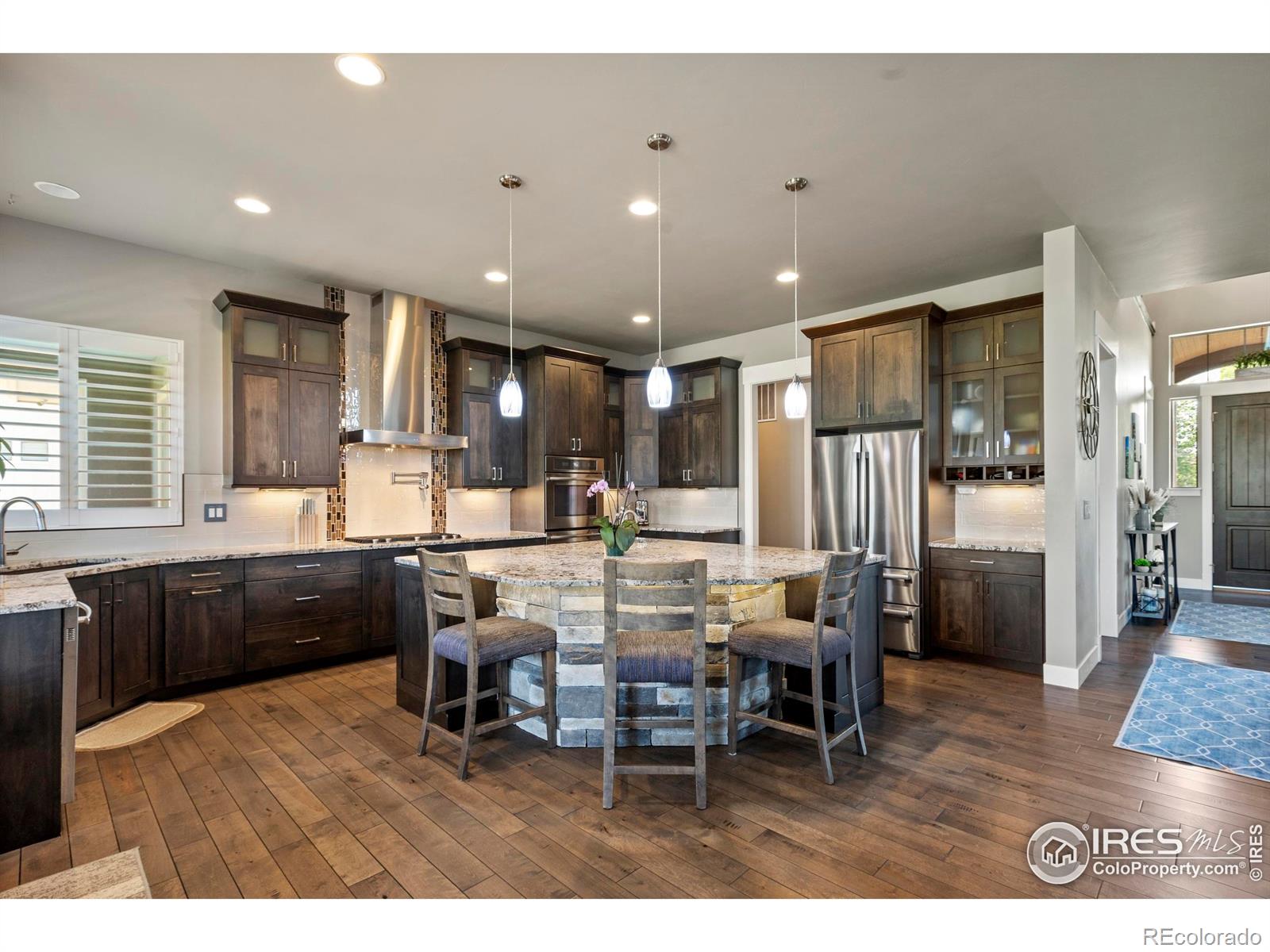 MLS Image #6 for 5830  last pointe drive,windsor, Colorado