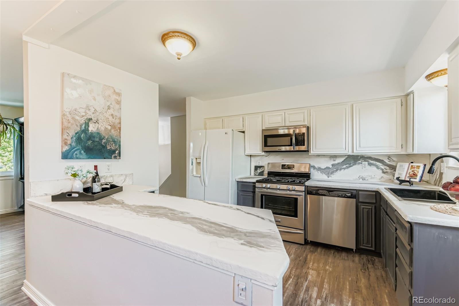 MLS Image #4 for 6340 w 70th drive,arvada, Colorado