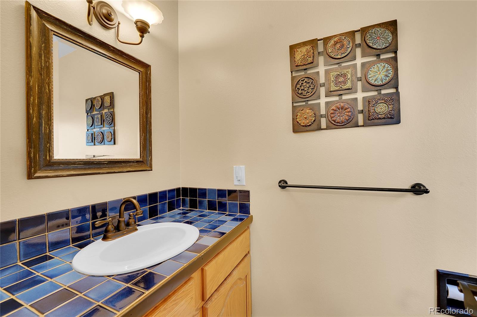 MLS Image #5 for 6979 s syracuse court,centennial, Colorado