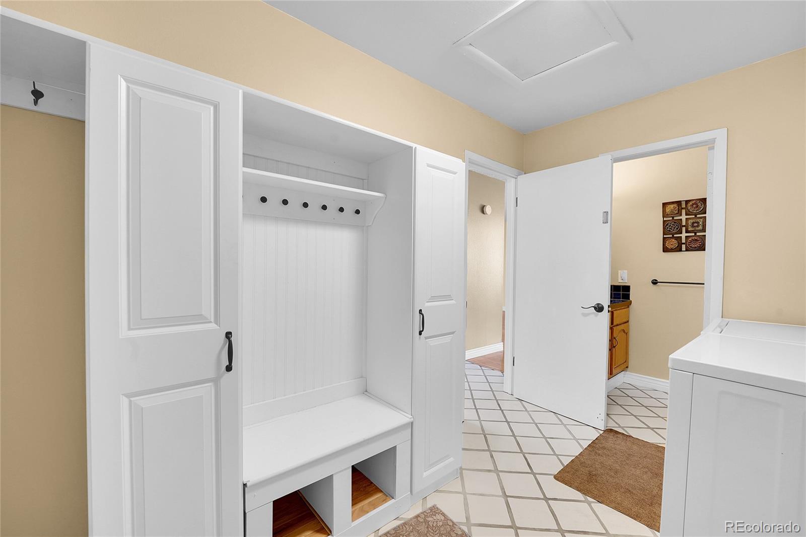MLS Image #6 for 6979 s syracuse court,centennial, Colorado