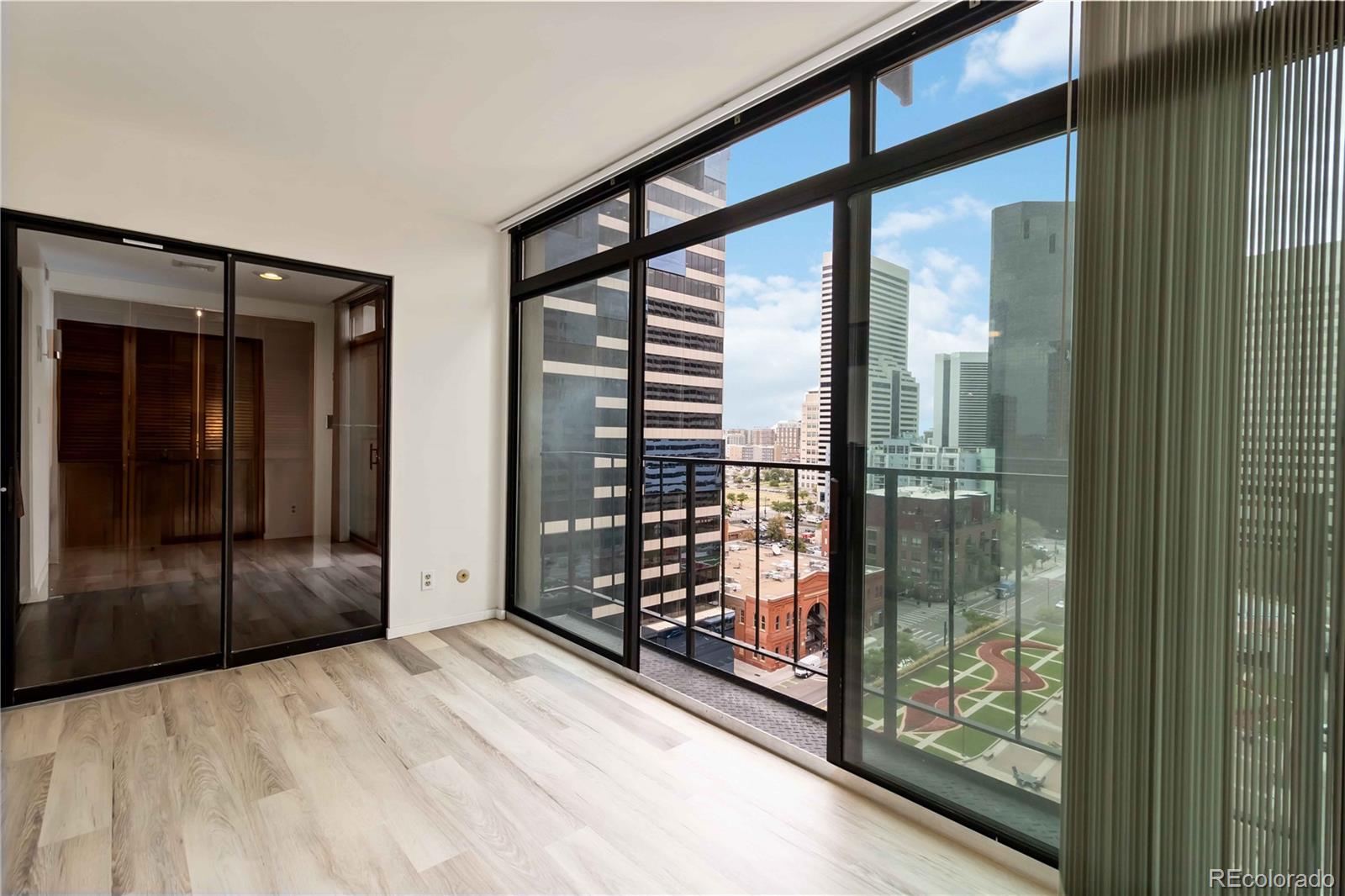 MLS Image #17 for 1777  larimer street 1502,denver, Colorado