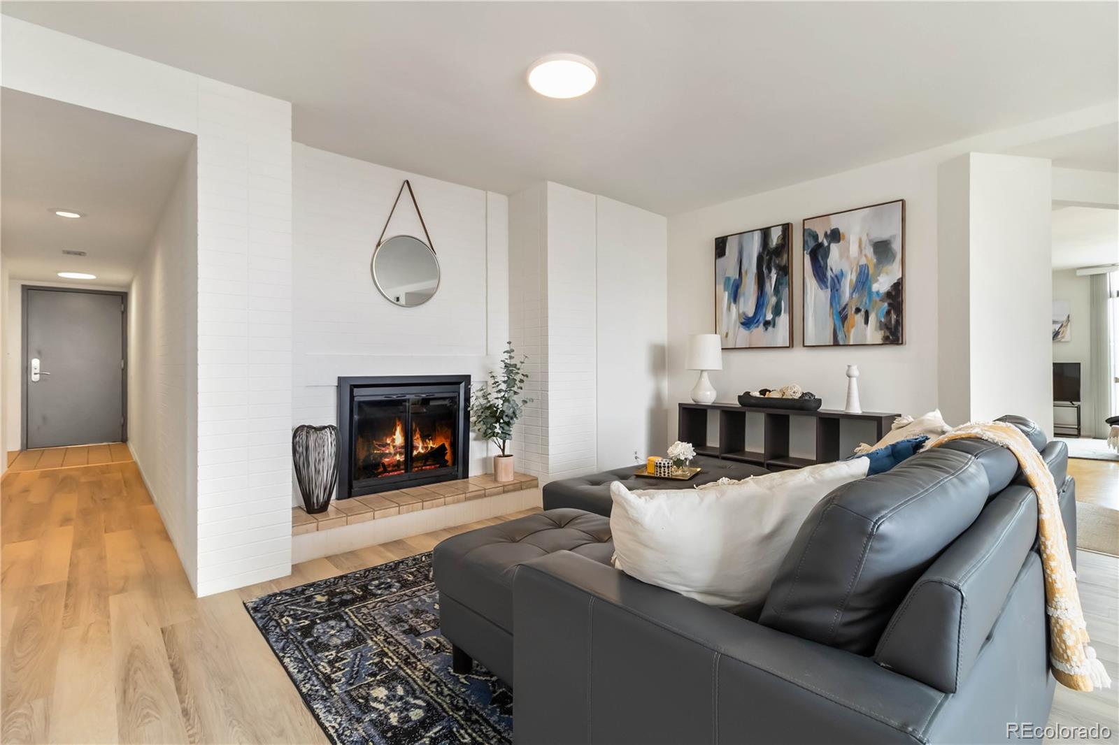 MLS Image #3 for 1777  larimer street 1502,denver, Colorado
