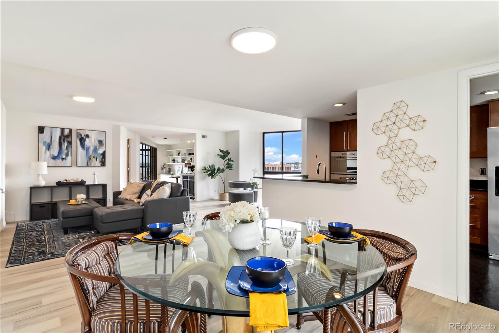 MLS Image #4 for 1777  larimer street 1502,denver, Colorado