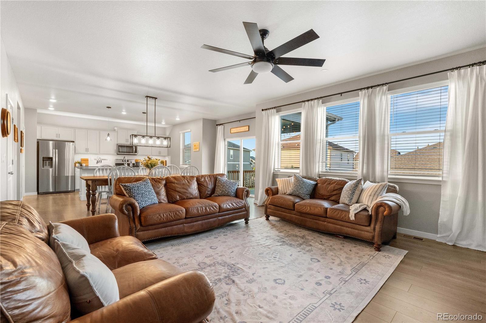 MLS Image #14 for 2010  rosette lane,castle rock, Colorado