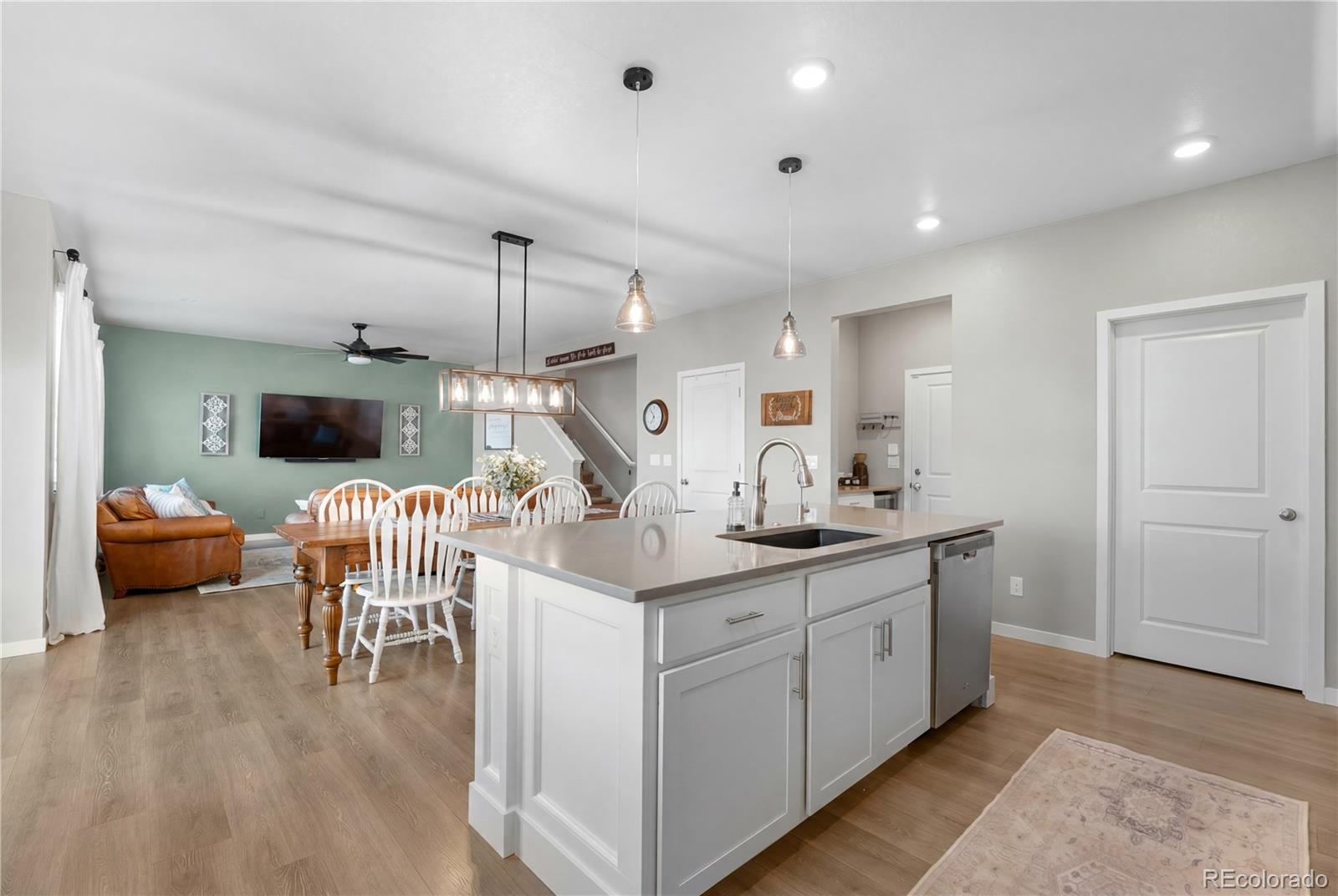 MLS Image #16 for 2010  rosette lane,castle rock, Colorado